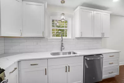 4004  Forest Dr, Delavan, WI 53115 - Photo 11