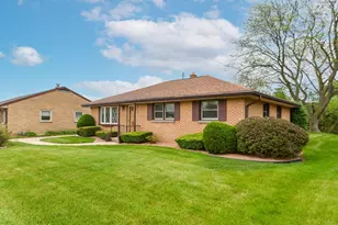 1631 W Bottsford Ave, Milwaukee, WI 53221 - Photo 3