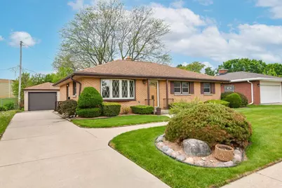 1631 W Bottsford Ave, Milwaukee, WI 53221 - Photo 1