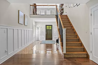 8414 W Poplar Dr, Mequon, WI 53097 - Photo 3