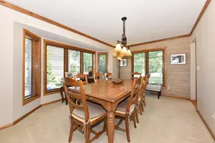 W171N4991 Greenview Ave, Menomonee Falls, WI 53051 - Photo 9