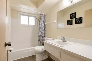5857 N 76th St, Milwaukee, WI 53218 - Photo 19