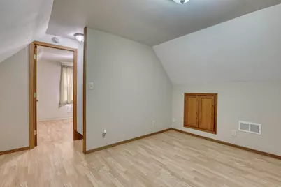 4325 W Grange Ave, Greenfield, WI 53220 - Photo 19