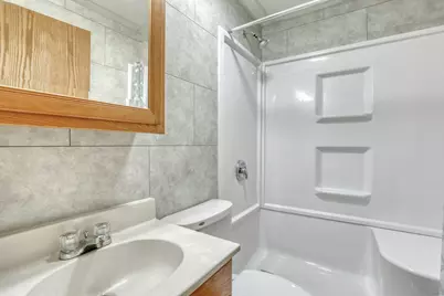4325 W Grange Ave, Greenfield, WI 53220 - Photo 11