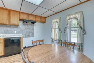 4325 W Grange Ave, Greenfield, WI 53220 - Photo 5