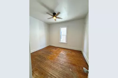 2921 N 26th St, Milwaukee, WI 53206 - Photo 9