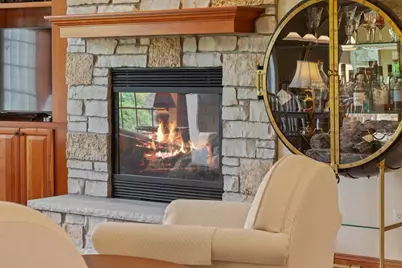 1240  Four Winds Way, Hartland, WI 53029 - Photo 9