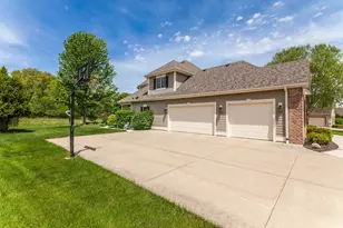 1240 4 Winds Wy, Hartland, WI 53029 - Photo 51