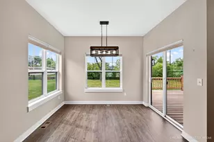 9827 W Dakota St, West Allis, WI 53227 - Photo 7