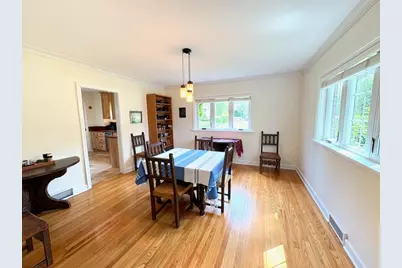 1881  Sherwood Dr, Beloit, WI 53511 - Photo 7