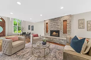 6909 N Belmont Ln, Fox Point, WI 53217 - Photo 5