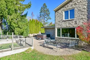 6909 N Belmont Ln, Fox Point, WI 53217 - Photo 39