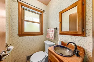 S76W14888 Velva Dr, Muskego, WI 53150 - Photo 17