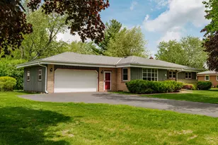 S76W14888 Velva Dr, Muskego, WI 53150 - Photo 9