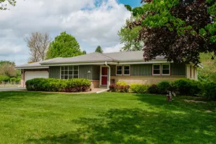 S76W14888 Velva Dr, Muskego, WI 53150 - Photo 5