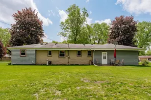 S76W14888 Velva Dr, Muskego, WI 53150 - Photo 25