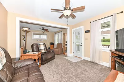 1251  Illinois St, Racine, WI 53405 - Photo 9