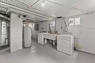 330 N 64th St, Milwaukee, WI 53213 - Photo 37