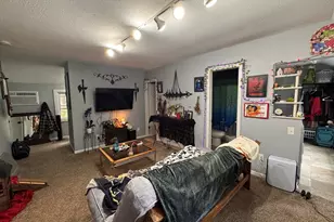 817 Chicago Ave, Waukesha, WI 53188 - Photo 11