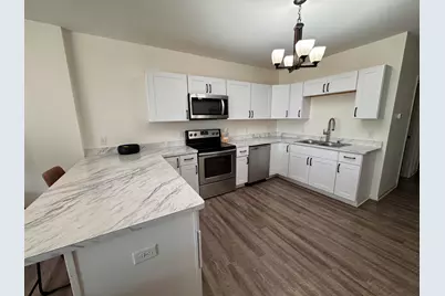 817  Chicago Ave #133 Lasalle St, Waukesha, WI 53188 - Photo 3