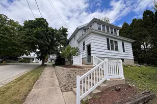 817 Chicago Ave, Waukesha, WI 53188 - Photo 17
