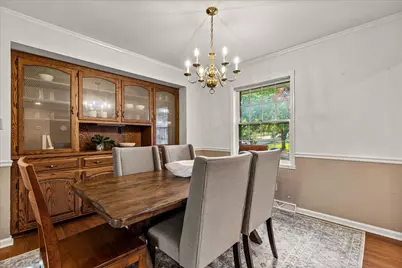 W71N980  Harrison Ave, Cedarburg, WI 53012 - Photo 9