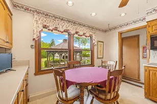 17000 W Observatory Rd, New Berlin, WI 53151 - Photo 11