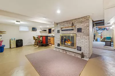 17000 W Observatory Rd, New Berlin, WI 53151 - Photo 17