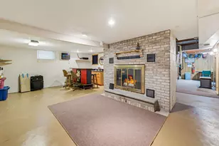 17000 W Observatory Rd, New Berlin, WI 53151 - Photo 17