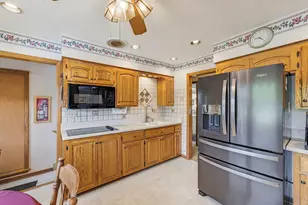 17000 W Observatory Rd, New Berlin, WI 53151 - Photo 9