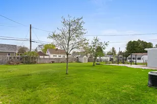 2332 37th St, Two Rivers, WI 54241 - Photo 23