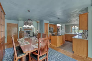 N2W31920 Twin Oaks Dr, Delafield, WI 53018 - Photo 15