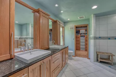N2W31920  Twin Oaks Dr, Delafield, WI 53018 - Photo 23