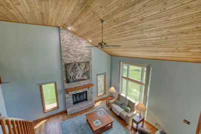 N2W31920  Twin Oaks Dr, Delafield, WI 53018 - Photo 27