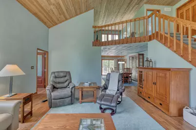 N2W31920  Twin Oaks Dr, Delafield, WI 53018 - Photo 7
