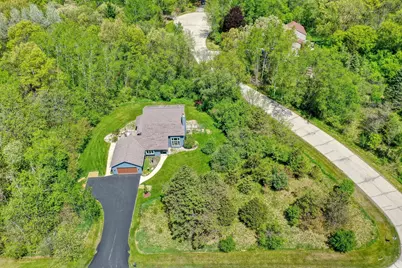 N2W31920  Twin Oaks Dr, Delafield, WI 53018 - Photo 47