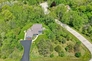 N2W31920 Twin Oaks Dr, Delafield, WI 53018 - Photo 47