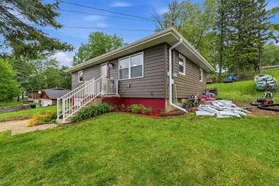 118  Highland Ave, Iron Ridge, WI 53035 - Photo 17