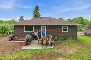 118 Highland Ave, Iron Ridge, WI 53035 - Photo 15