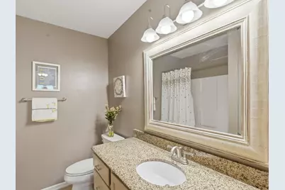 2247  Patrick Ln, Waukesha, WI 53188 - Photo 19