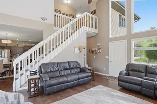 2247 Patrick Ln, Waukesha, WI 53188 - Photo 7