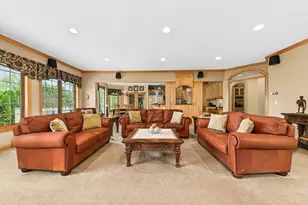 19250 Hayden Ct, Brookfield, WI 53045 - Photo 11