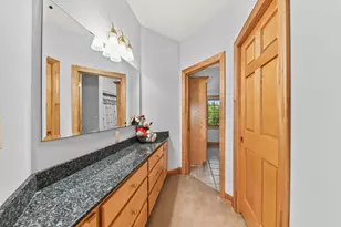 19250 Hayden Ct, Brookfield, WI 53045 - Photo 29