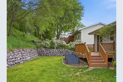 1600  Larkspur Ln, West Bend, WI 53090 - Photo 35