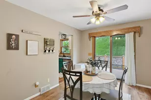 1600 Larkspur Ln, West Bend, WI 53090 - Photo 7