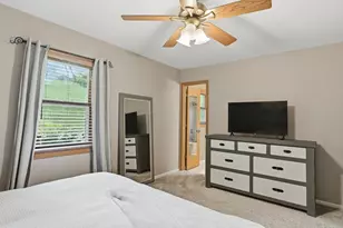 1600 Larkspur Ln, West Bend, WI 53090 - Photo 17