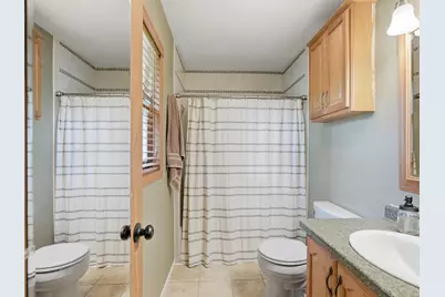 1600  Larkspur Ln, West Bend, WI 53090 - Photo 23