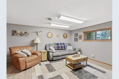 1600  Larkspur Ln, West Bend, WI 53090 - Photo 27