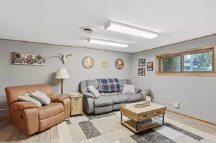 1600 Larkspur Ln, West Bend, WI 53090 - Photo 27