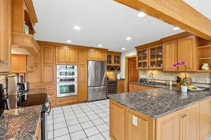 2385 Buckingham Pl, Brookfield, WI 53045 - Photo 17